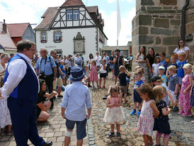 Kirchweih- und Johannifest (Foto: Karl-Franz Thiede)